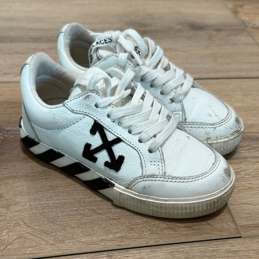 Off-White Kids White and Black Arrow Sneakers